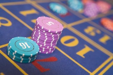 pgsoft ratuular77 live-dealer Asian Games table with professional dealer and multi-camera view